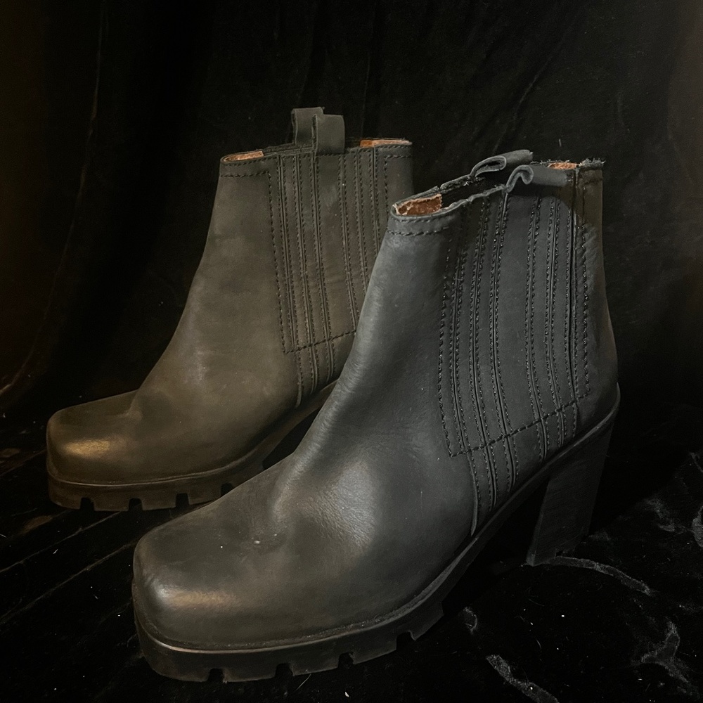 Women's Sixtyseven Black Ankle Boots Size 37